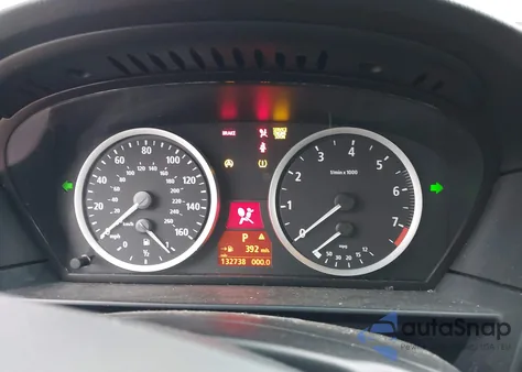 2006 BMW 525Xi из США, поврежденный, VIN WBANF33516CS37419